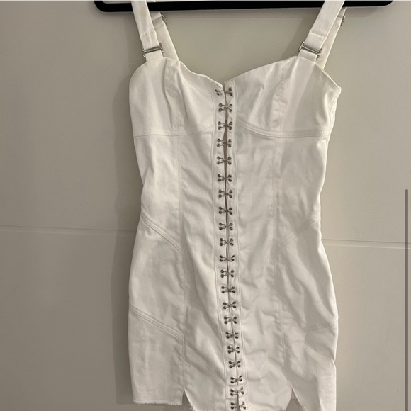 For Love and Lemons FL&L Monika Eyelet Mini Dress White L EUC - Picture 6 of 7